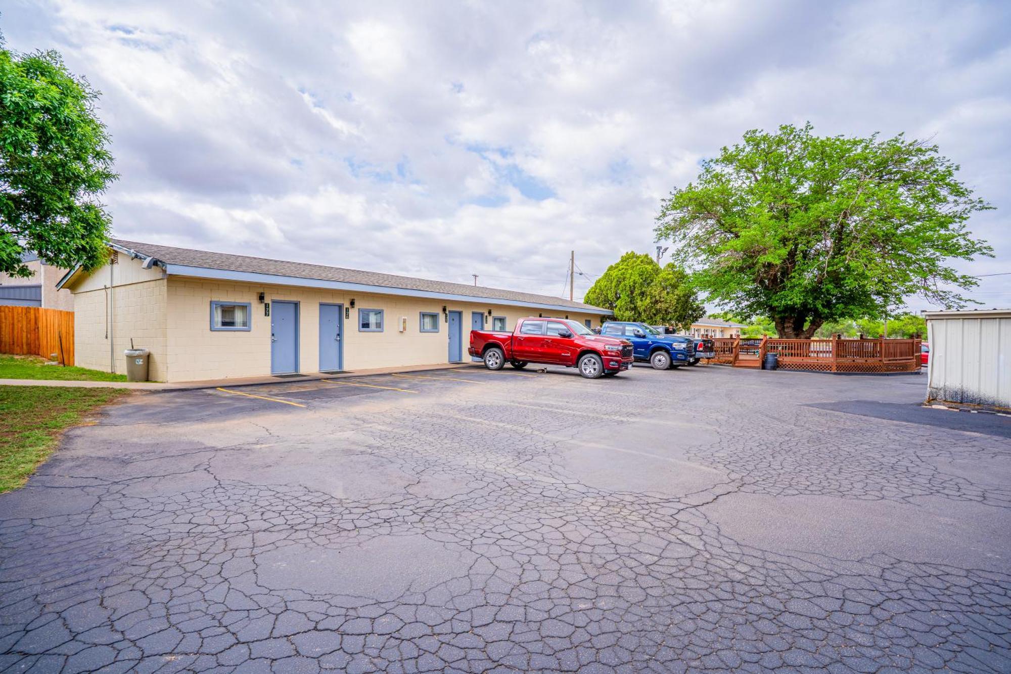 Purple Sage By Oyo Snyder Tx Motel Eksteriør bilde