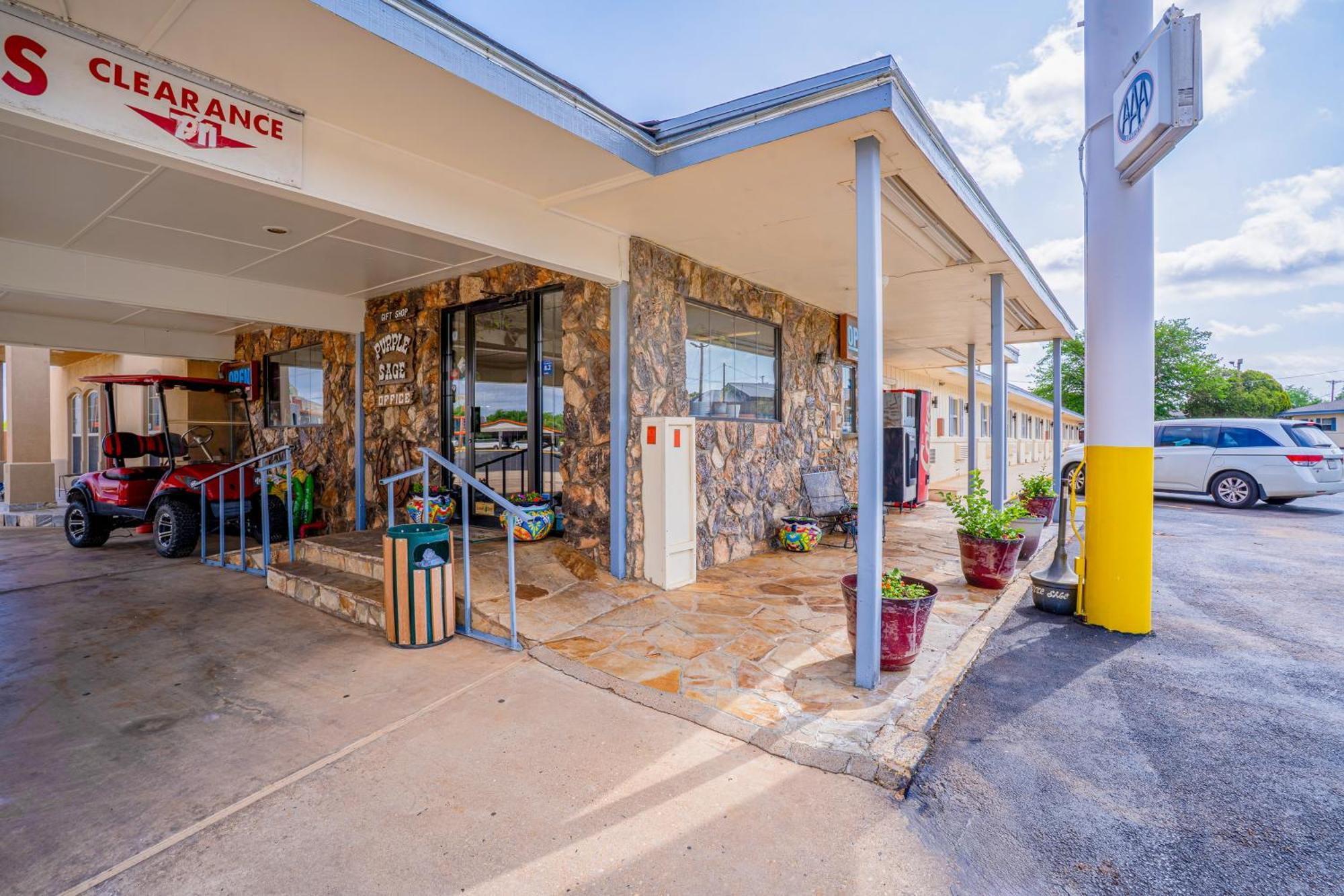 Purple Sage By Oyo Snyder Tx Motel Eksteriør bilde